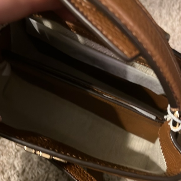 NEW Tory Burch Britten micro satchel in tan pebble leather - Picture 8 of 8